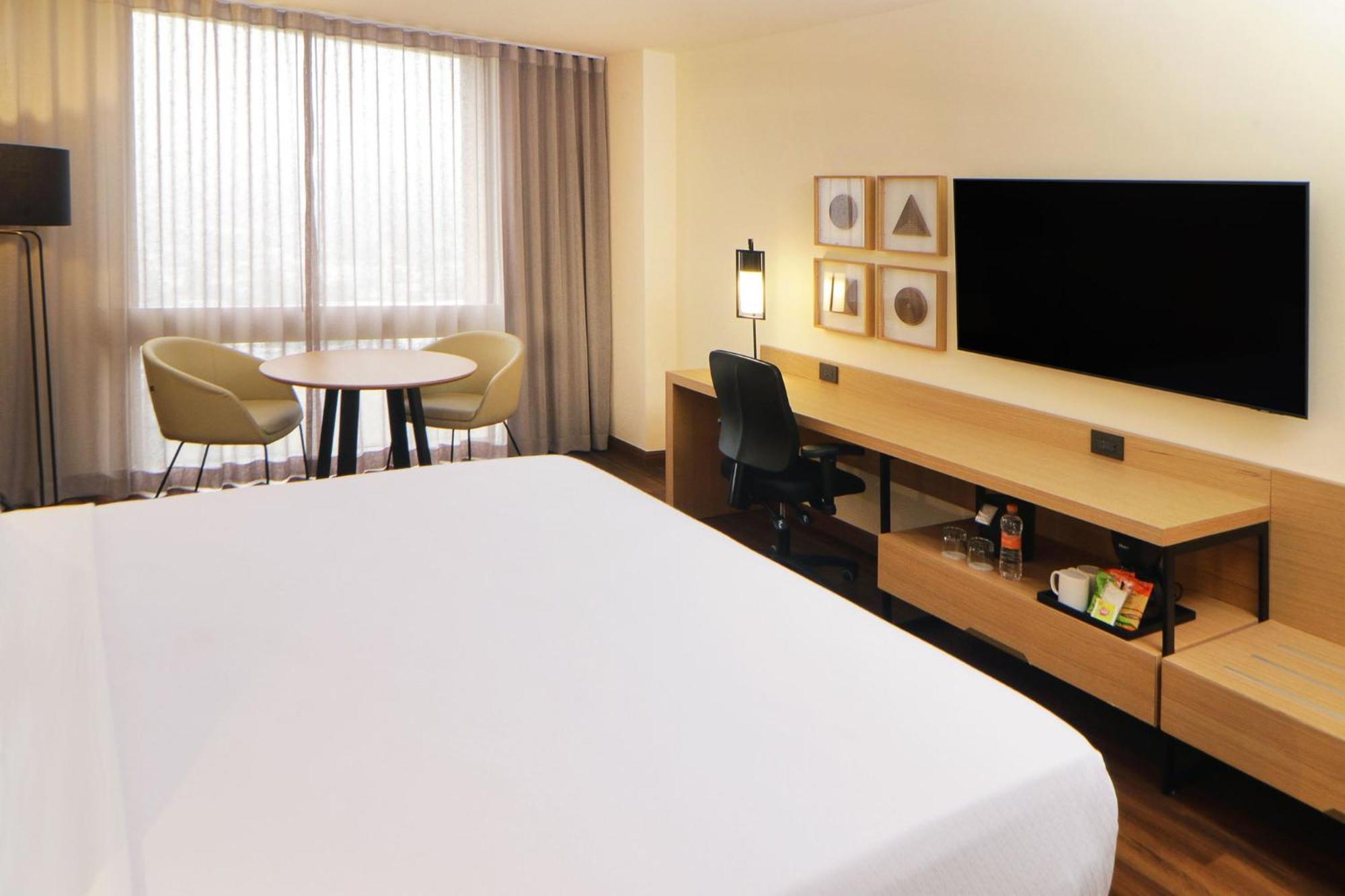 Crowne Plaza Hotel Monterrey By Ihg Exterior foto